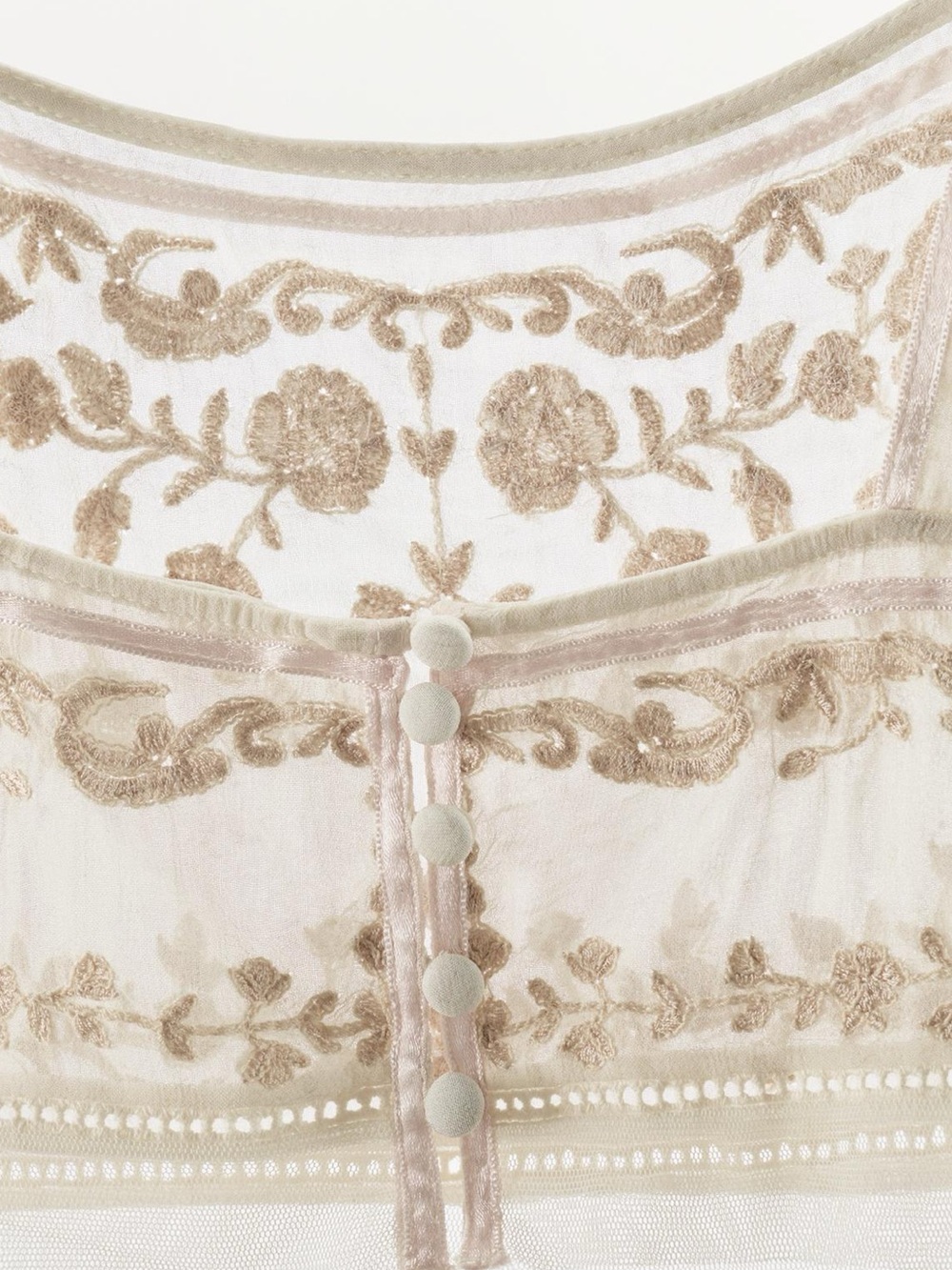 ZW COLLECTION EMBROIDERED CROPPED TOP

Zara Sheer Floral Embroidered Bralette - Picture 11 of 16
